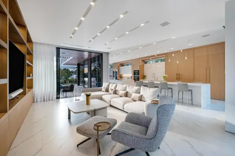 $23,995,000 | 226 West Rivo Alto Drive, Miami Beach, FL 33139