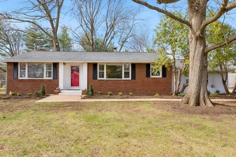 $575,000 | 314 Midfield Drive, Ambler, PA 19002