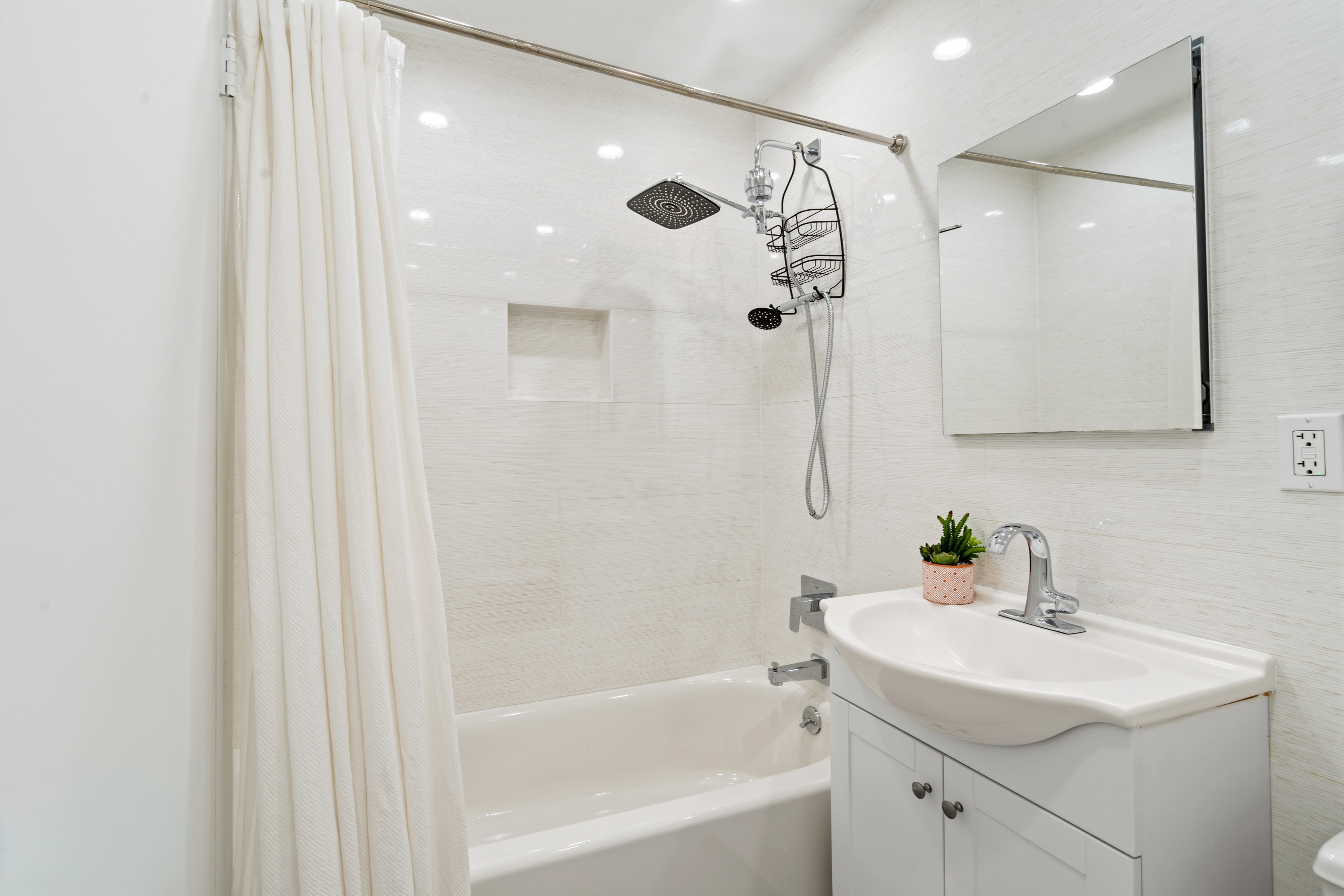 130 Water Street, Unit 7K Manhattan, NY 10005 - Photo 10 of 15 Gallery Image 10