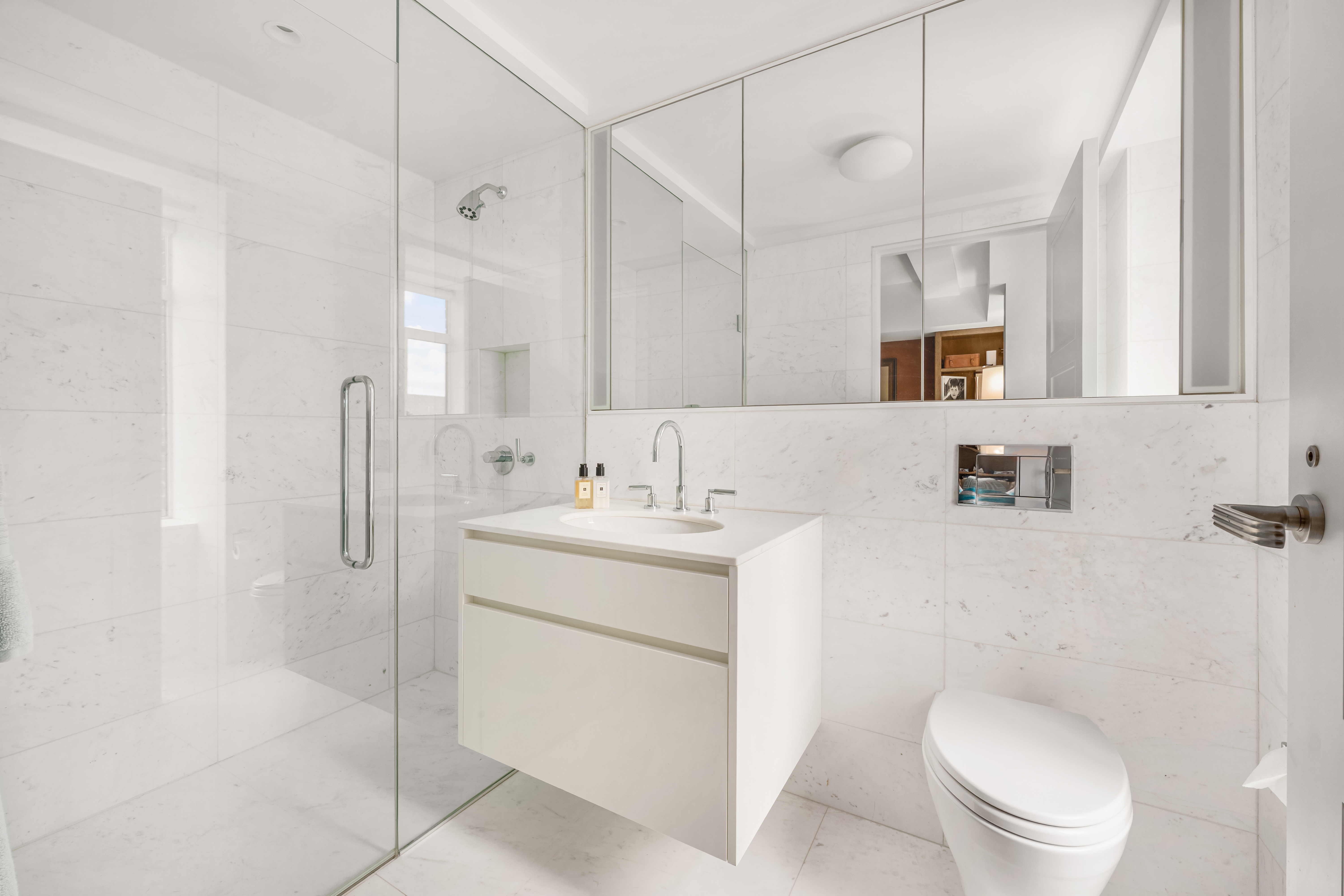 737 Park Avenue, Unit 19A Manhattan, NY 10021 - Photo 23 of 27