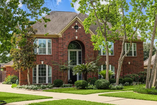 $735,500 | 9603 Randon Lane, Missouri City, TX 77459