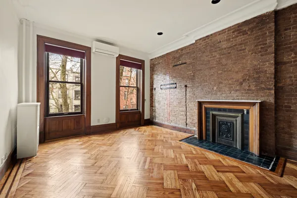 $16,995 | 906 President Street, Unit 1 | Park Slope