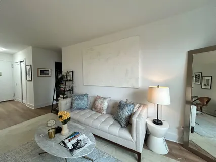 $875,000 | 400 East 54th Street, Unit 22D | Sutton Place