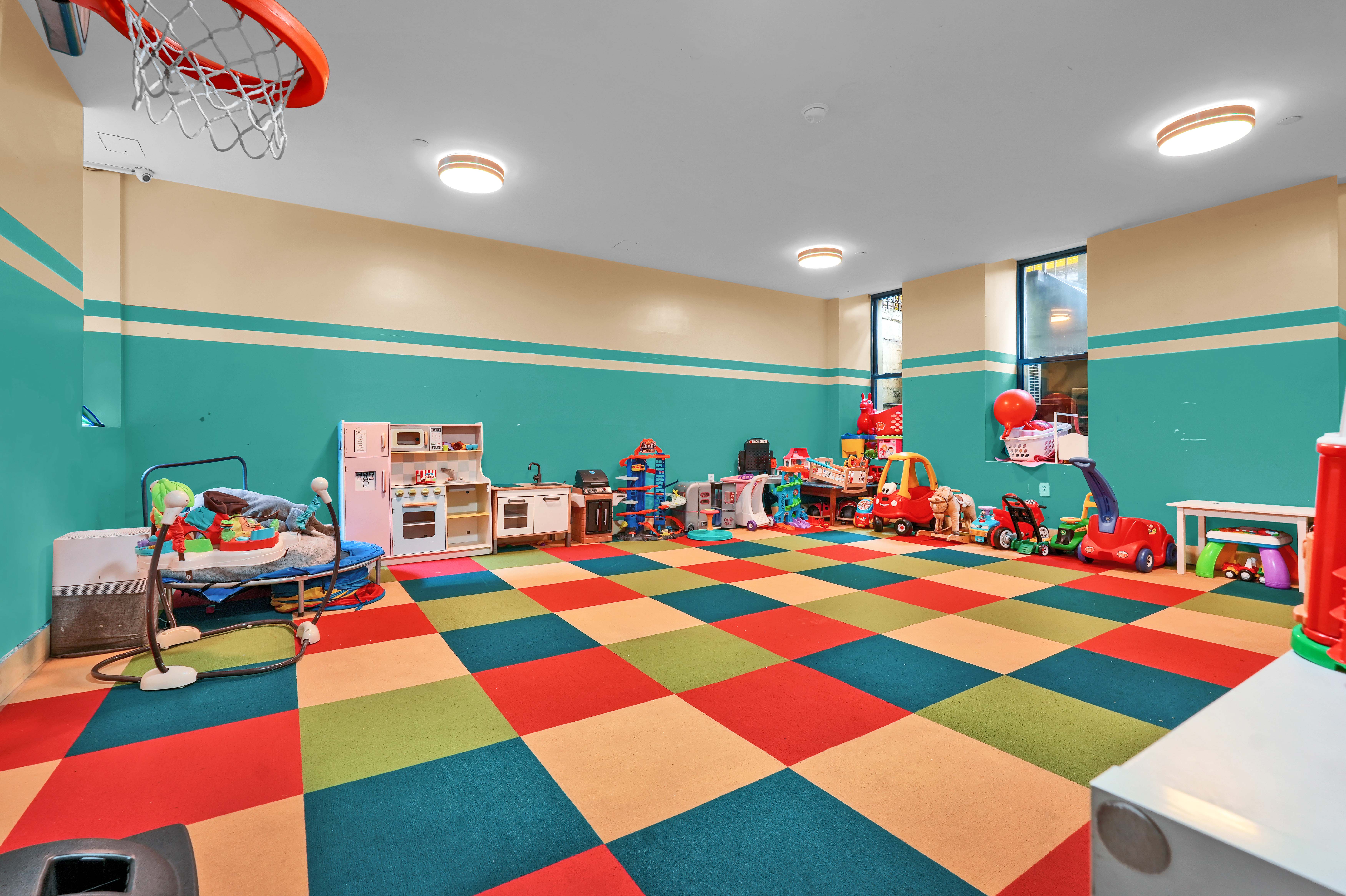 100 West 119th Street, Unit 3A Manhattan, NY 10026 - Photo 35 of 44