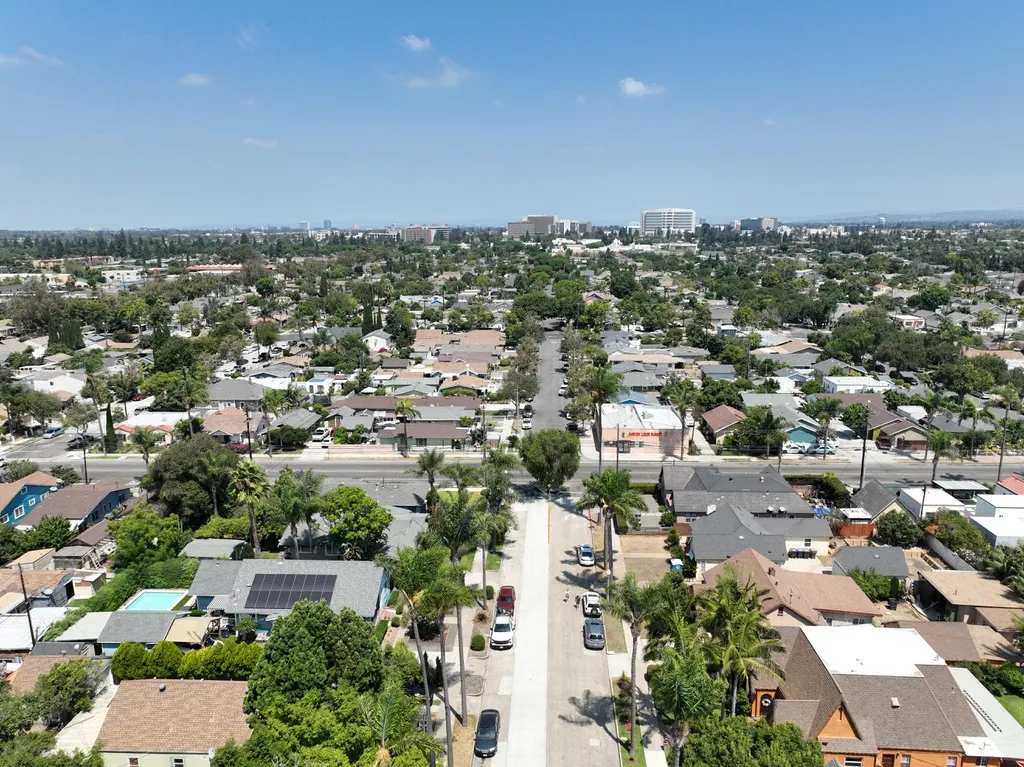 $1,049,900 | 1128 South Parton Street, Santa Ana, CA 92707
