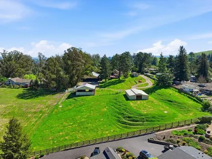 $2,795,000 | 411 Highland Avenue, Penngrove, CA 94951