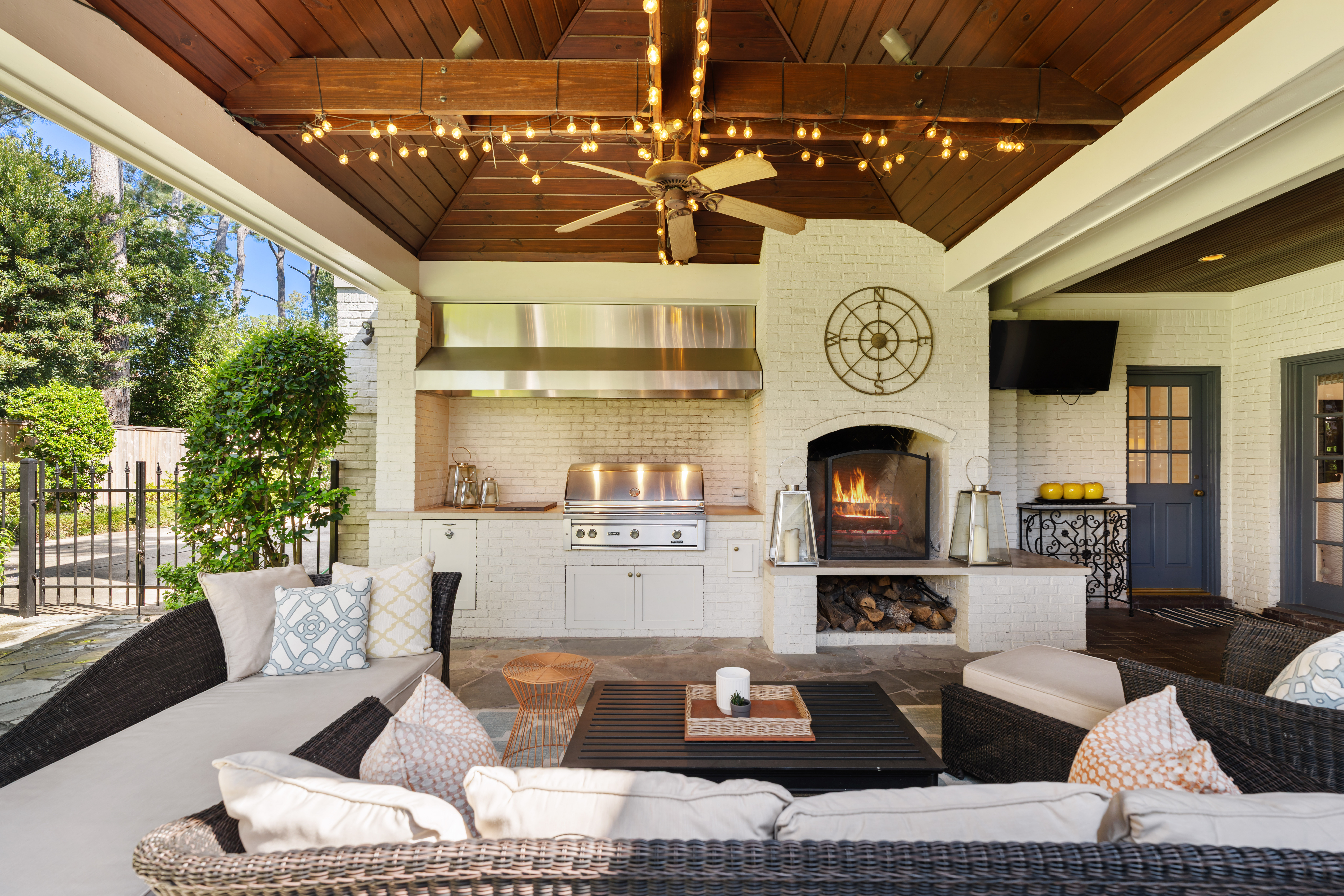 711 Pifer Road Houston, TX 77024 - Photo 4 of 53 a living room with furniture and a fireplace