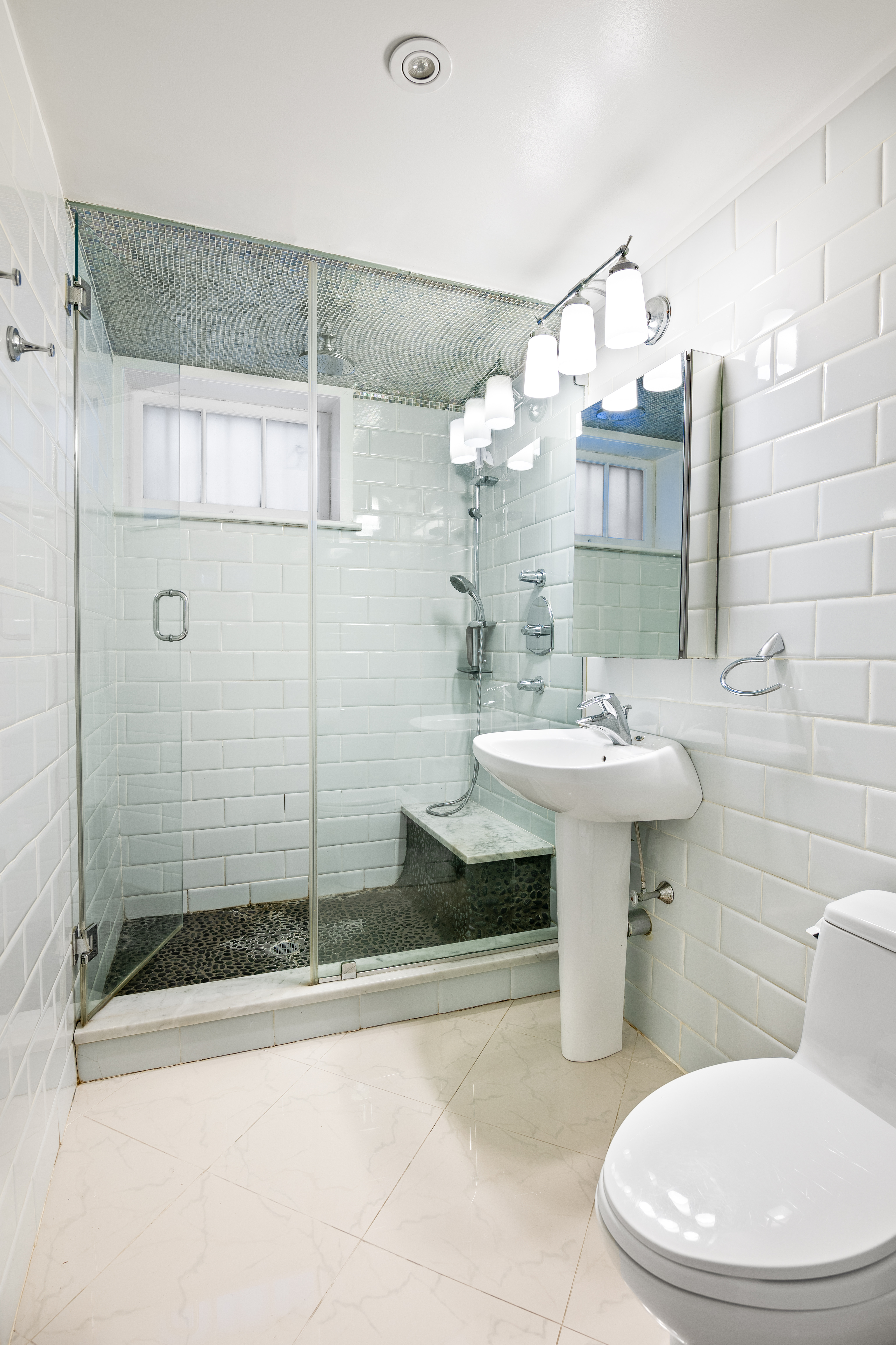 158 85th Street Brooklyn, NY 11209 - Photo 9 of 28