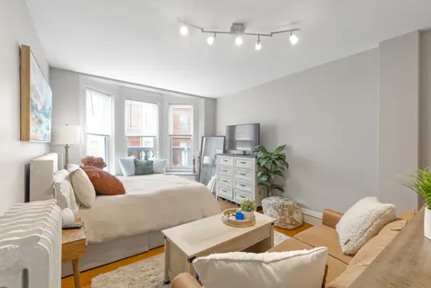 $465,000 | 8 Garrison Street, Unit 205, Boston, MA 02116