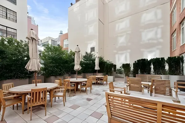 $4,850 | 205 East 85th Street, Unit 5A | Upper East Side