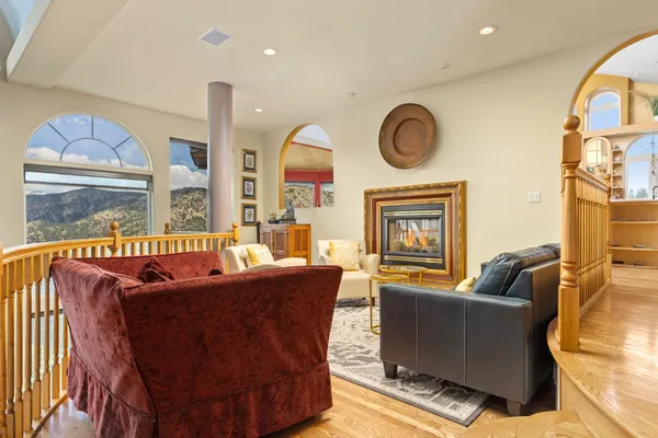 $2,100,000 | 323 Overlook Lane, Boulder, CO 80302