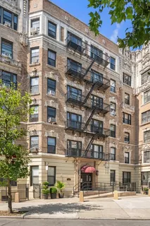 $299,000 | 15 Fort Washington Avenue, Unit 4E | Washington Heights
