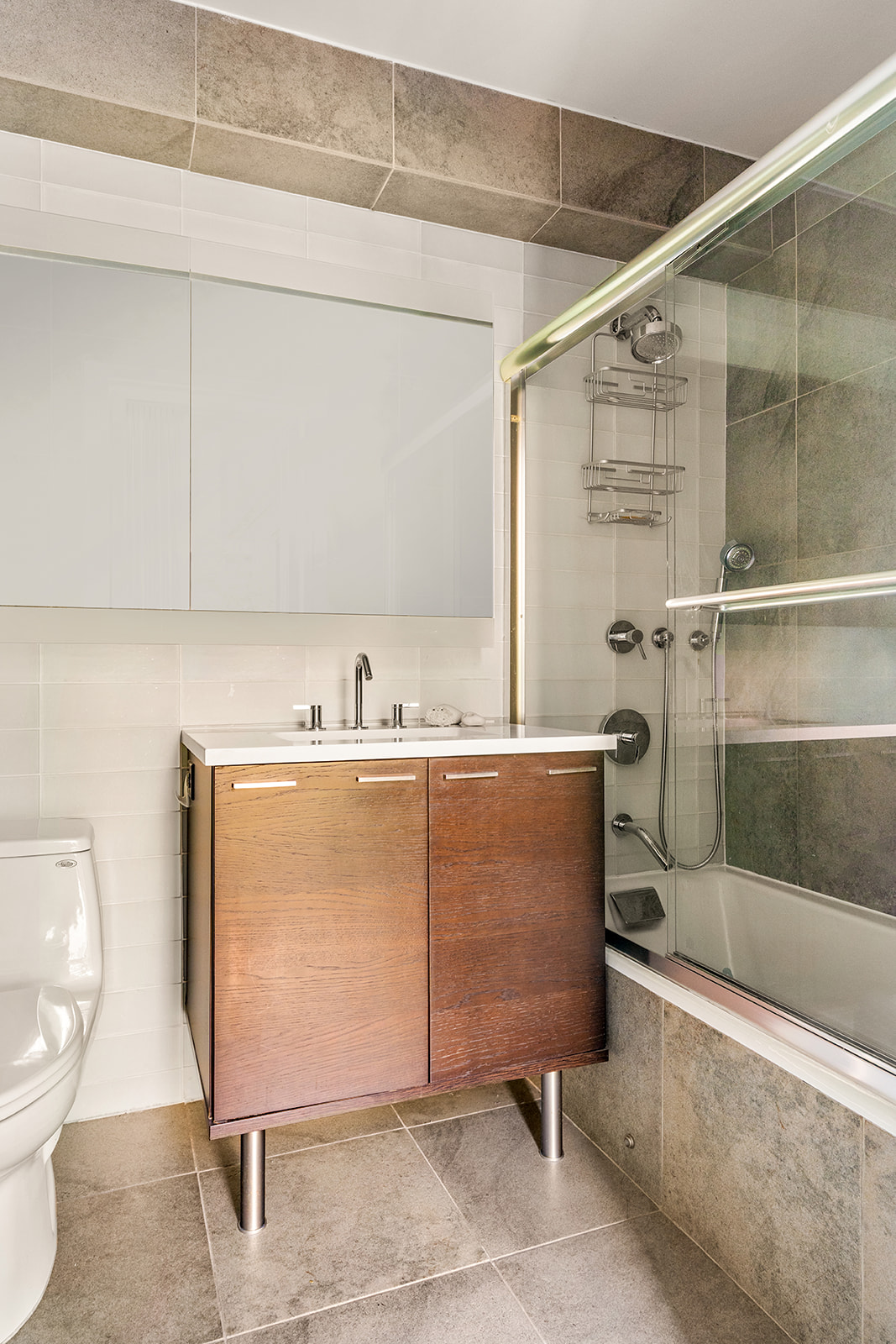 464 West 44th Street, Unit 4G Manhattan, NY 10036 - Photo 6 of 10 Gallery Image 6