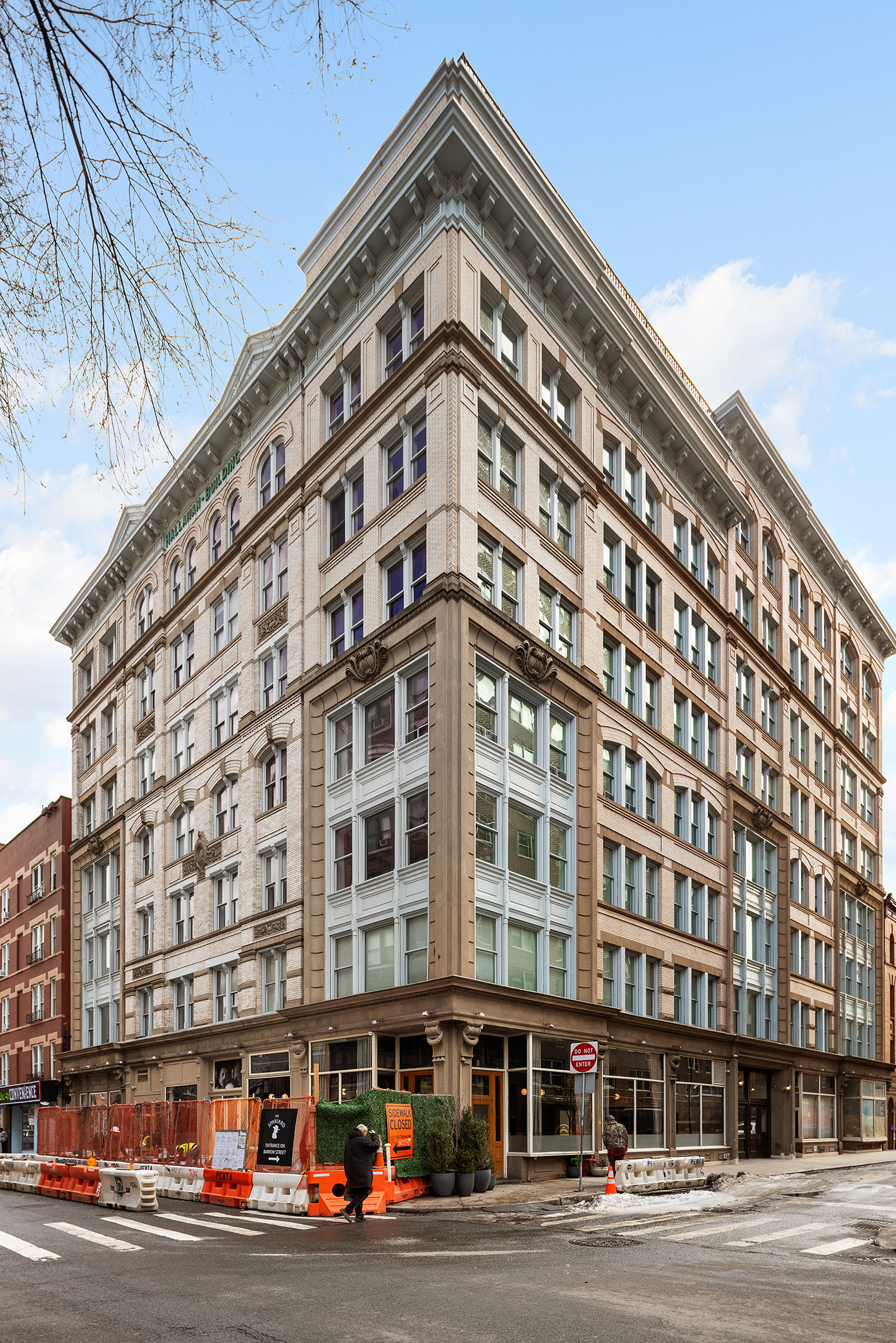 9 Barrow Street, Unit 6D Manhattan, NY 10014 - Photo 8 of 9 a front view of a building