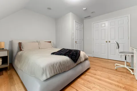 Contact Agent | 5 Jamaica Lane, Haverhill, MA 01830