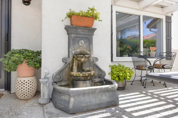 $889,900 | 23365 Villena, Mission Viejo, CA 92692