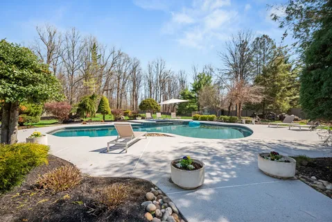 $1,795,000 | 5 Meadow Drive, Warren, NJ 07059