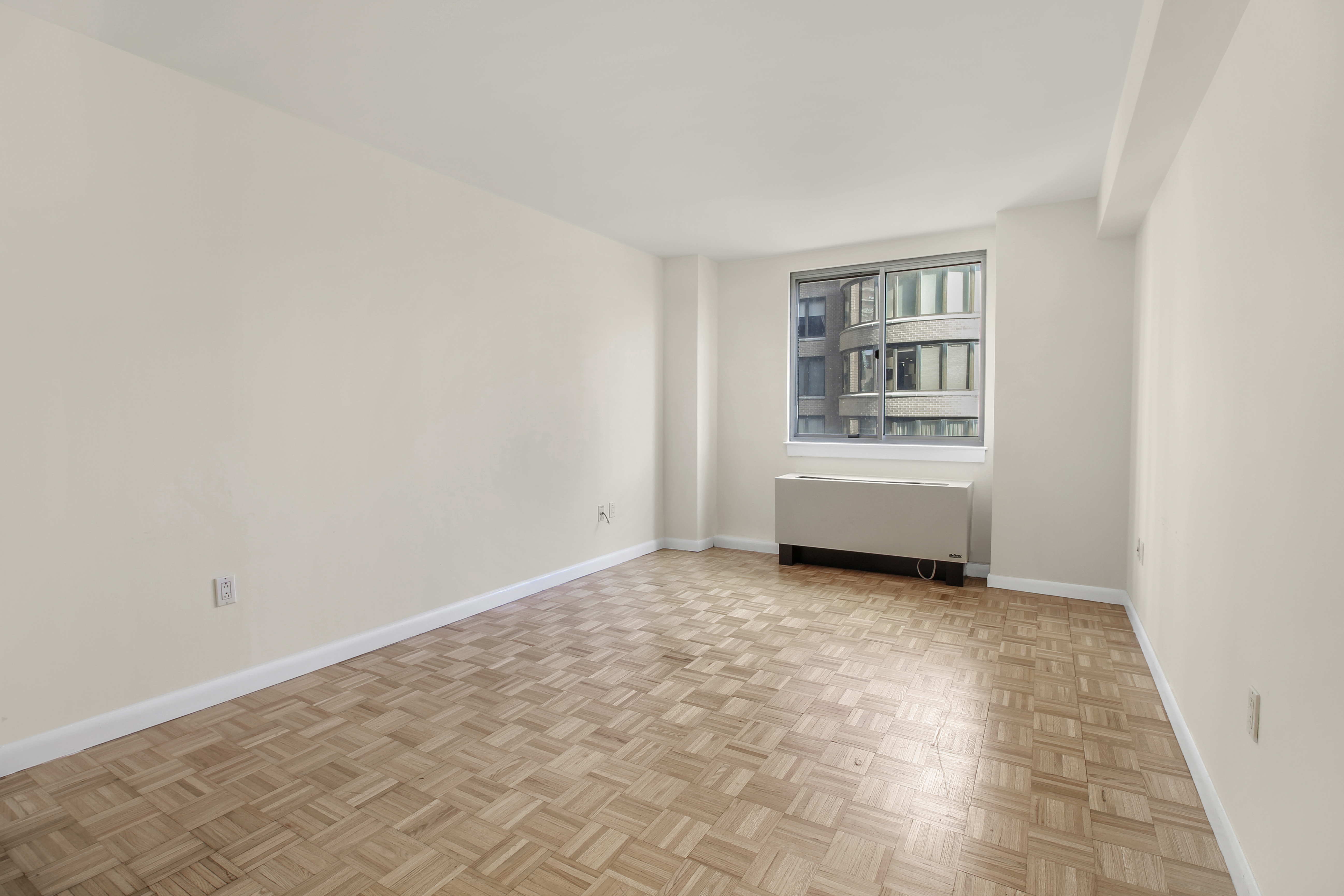 308 East 38th Street, Unit 14B Manhattan, NY 10016 - Photo 6 of 20