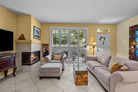 $640,000 | 22327 Golden Canyon Circle, Chatsworth, CA 91311