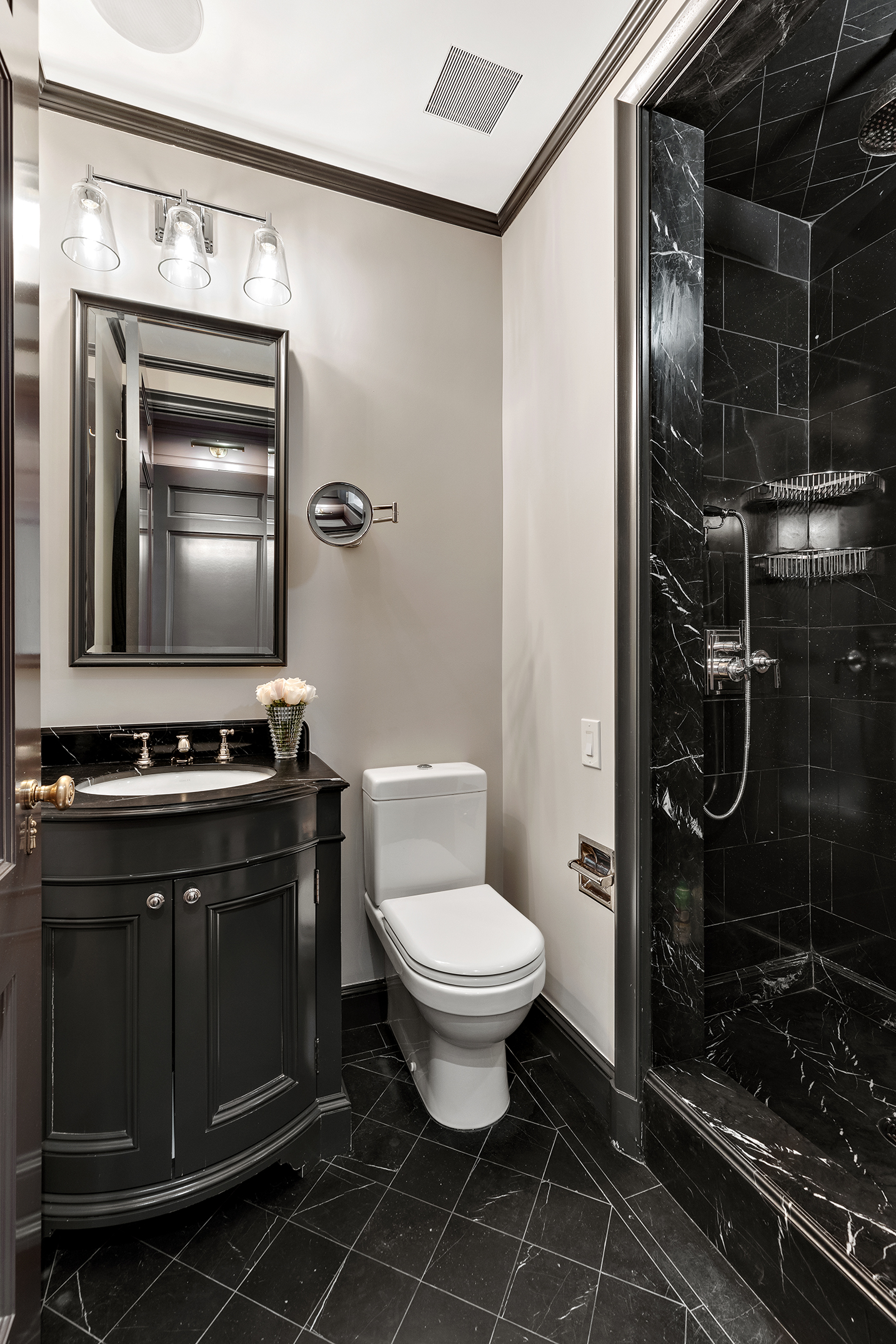 129 East 69th Street, Unit 10B Manhattan, NY 10021 - Photo 18 of 21