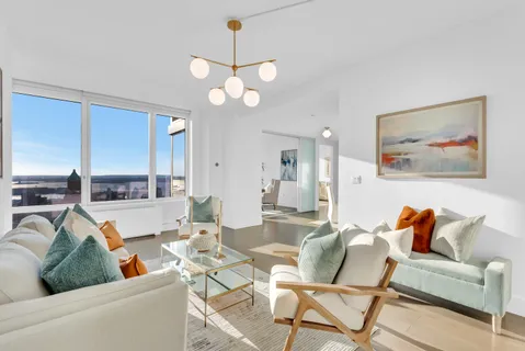$2,395,000 | 388 Bridge Street, Unit 38AB | Downtown Brooklyn