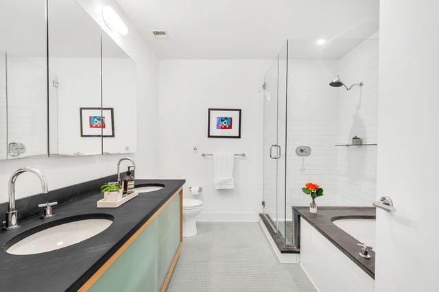 $1,660,000 | 70 Washington Street, Unit 6C | DUMBO