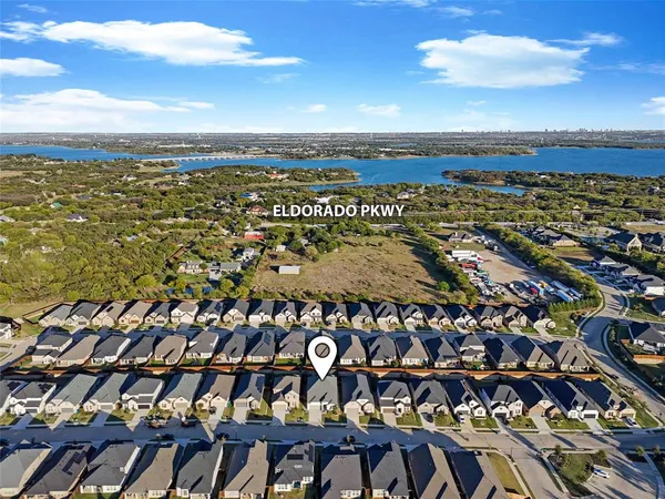 $525,000 | 201 Savannah Lane, Oak Point, TX 75068
