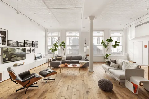 $3,850,000 | 22 East 18th Street, Unit 4E | Flatiron