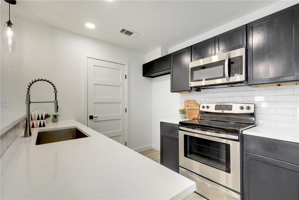 1409 Camp Craft Road, Unit C Austin, TX 78746 - Photo 6 of 19 Gallery Image 6