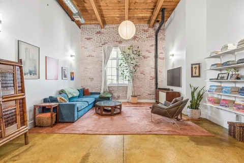 $419,000 | 314 Brown Street, Unit 207, Philadelphia, PA 19123