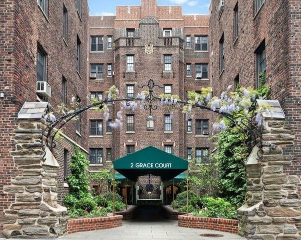2 Grace Court, Unit 1X Brooklyn, NY 11201 - Photo 8 of 12 a front view of a building with garden