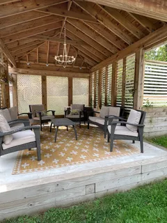 $1,895,000 | 102 Washington Street, Sherborn, MA 01770