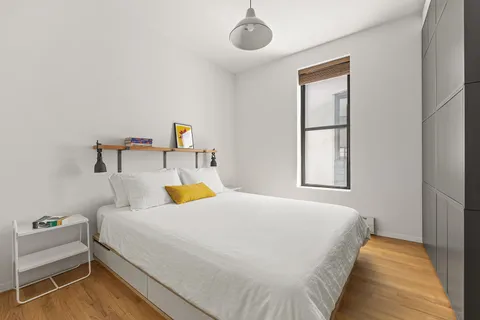$1,750,000 | 168 Sterling Place, Unit 4L | Park Slope