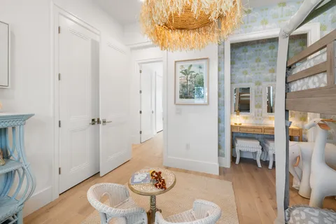 $5,900,000 | 757 Broad Court South, Naples, FL 34102