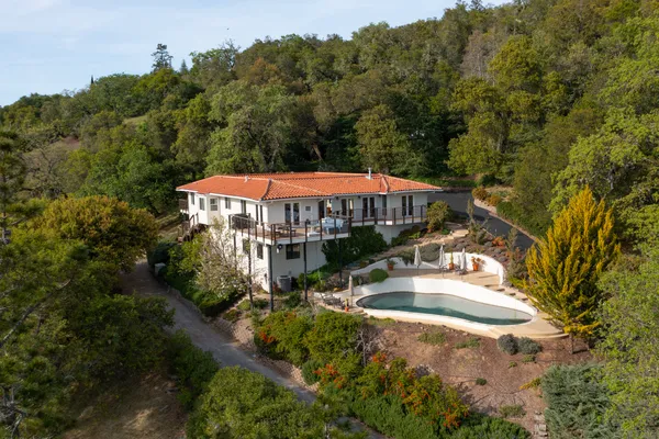 $1,695,000 | 1163 Mountain Pine Road, Cloverdale, CA 95425