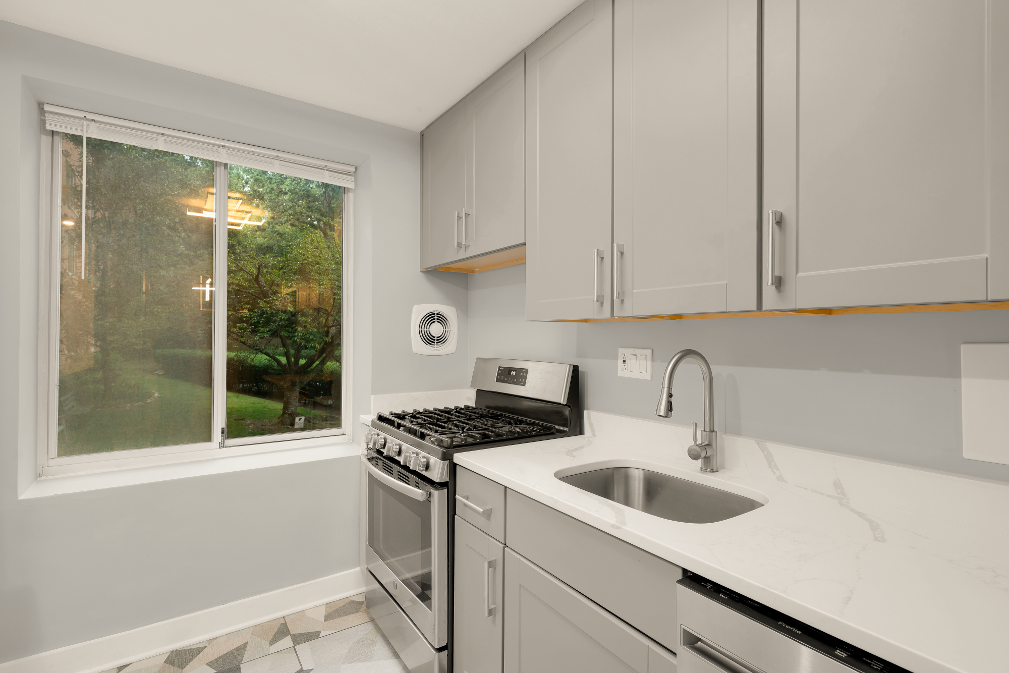 4100 W Street Northwest, Unit 101 Washington, DC 20007 - Photo 14 of 27 Gallery Image 14