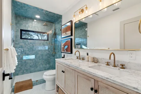 $995,000 | 2508 Comburg Castle Way, Austin, TX 78748