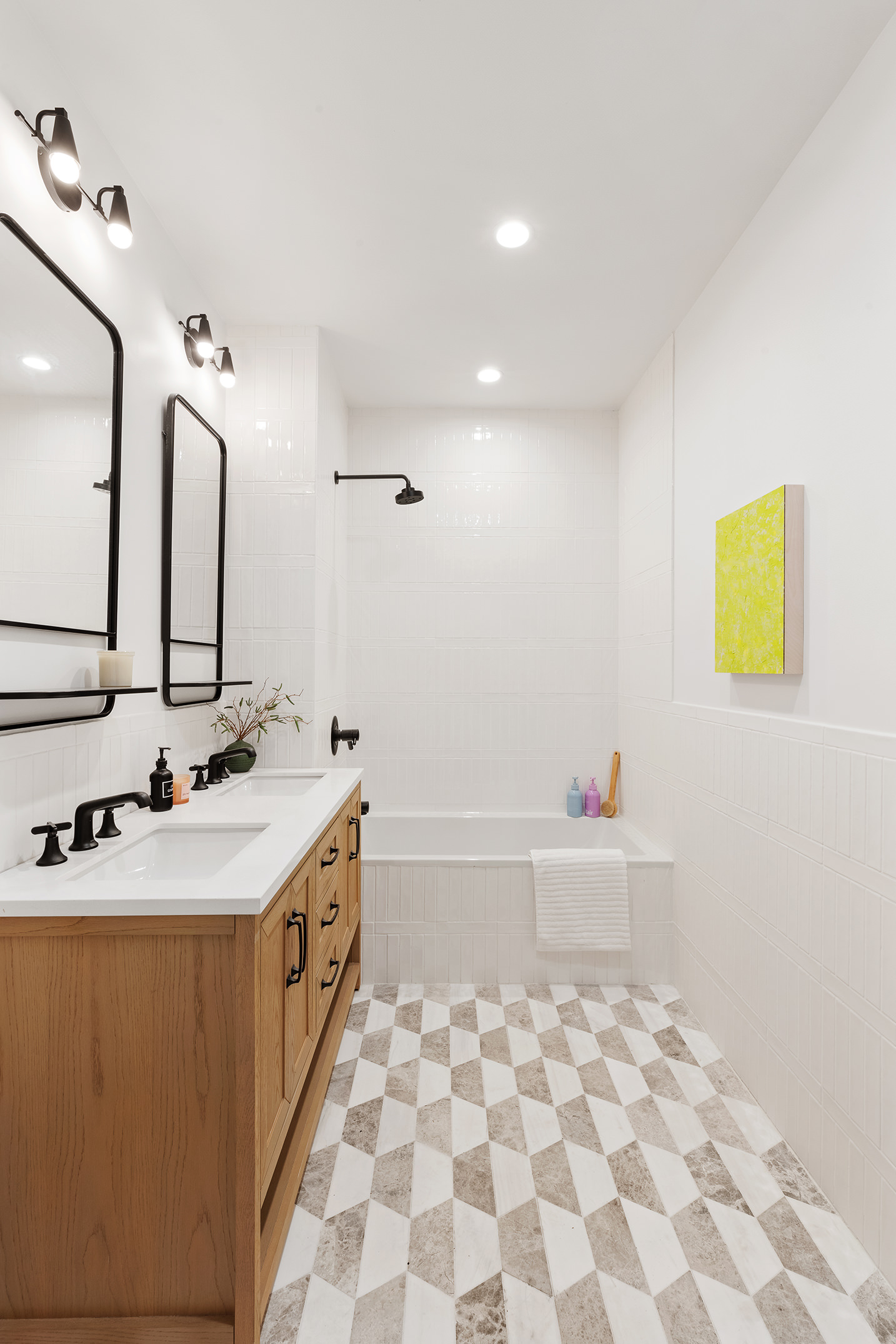 265 20th Street, Unit GARDEN E Brooklyn, NY 11215 - Photo 3 of 5 a bathroom with a sink a toilet a mirror and bathtub