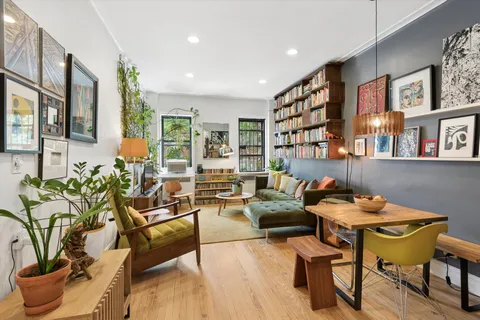 $700,000 | 50 Lefferts Avenue, Unit 6J | Prospect Lefferts Gardens