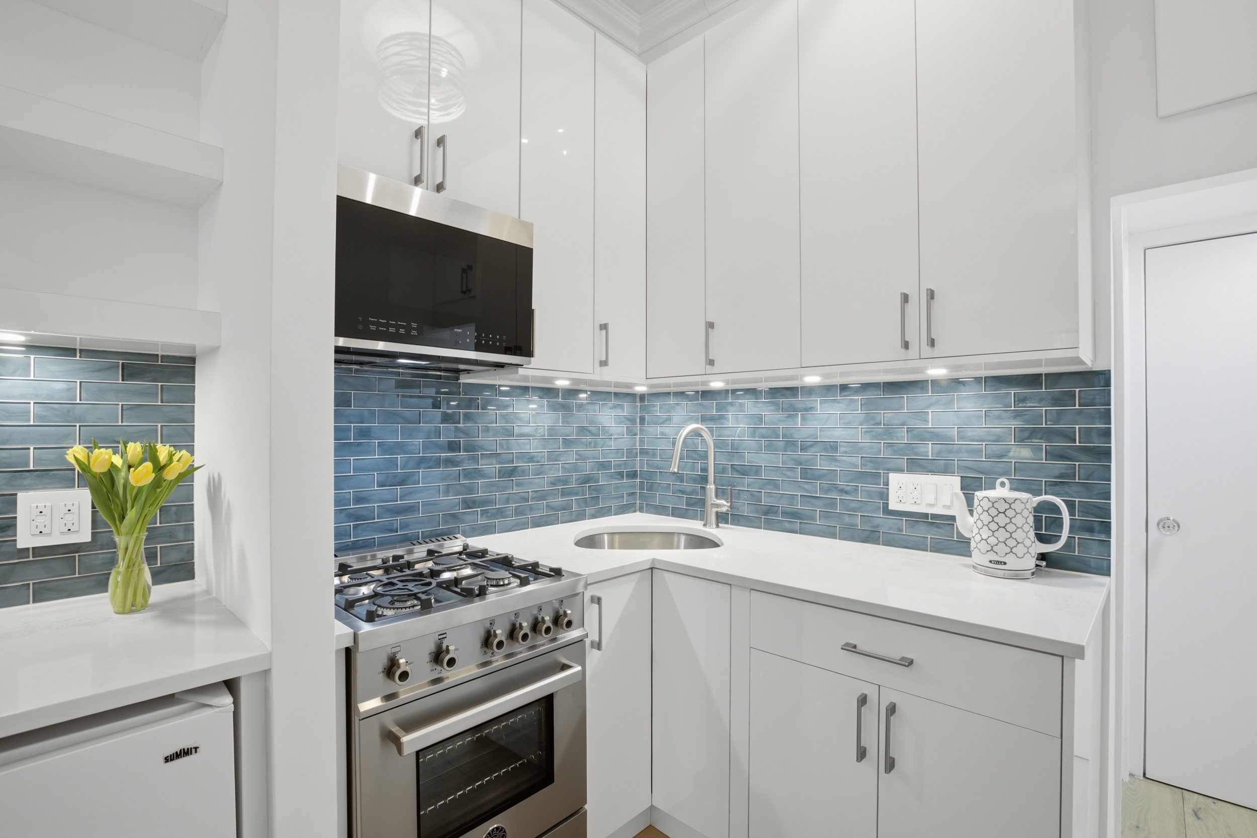 20 Jane Street, Unit A Manhattan, NY 10014 - Photo 2 of 9
