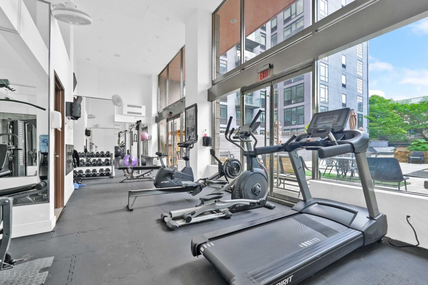 189 Bridge Street, Unit 3A Brooklyn, NY 11201 - Photo 16 of 19 a view of a room with gym equipment