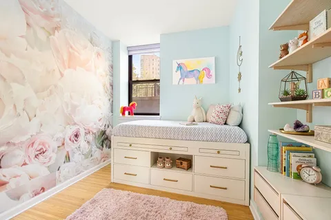 $1,995,000 | 391 Clinton Street, Unit 1B | Carroll Gardens