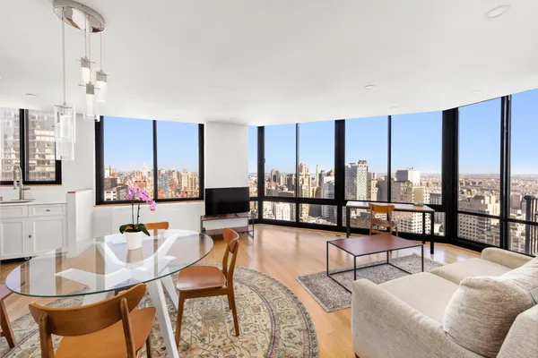 $1,100,000 | 304 East 65th Street, Unit 39D | Lenox Hill