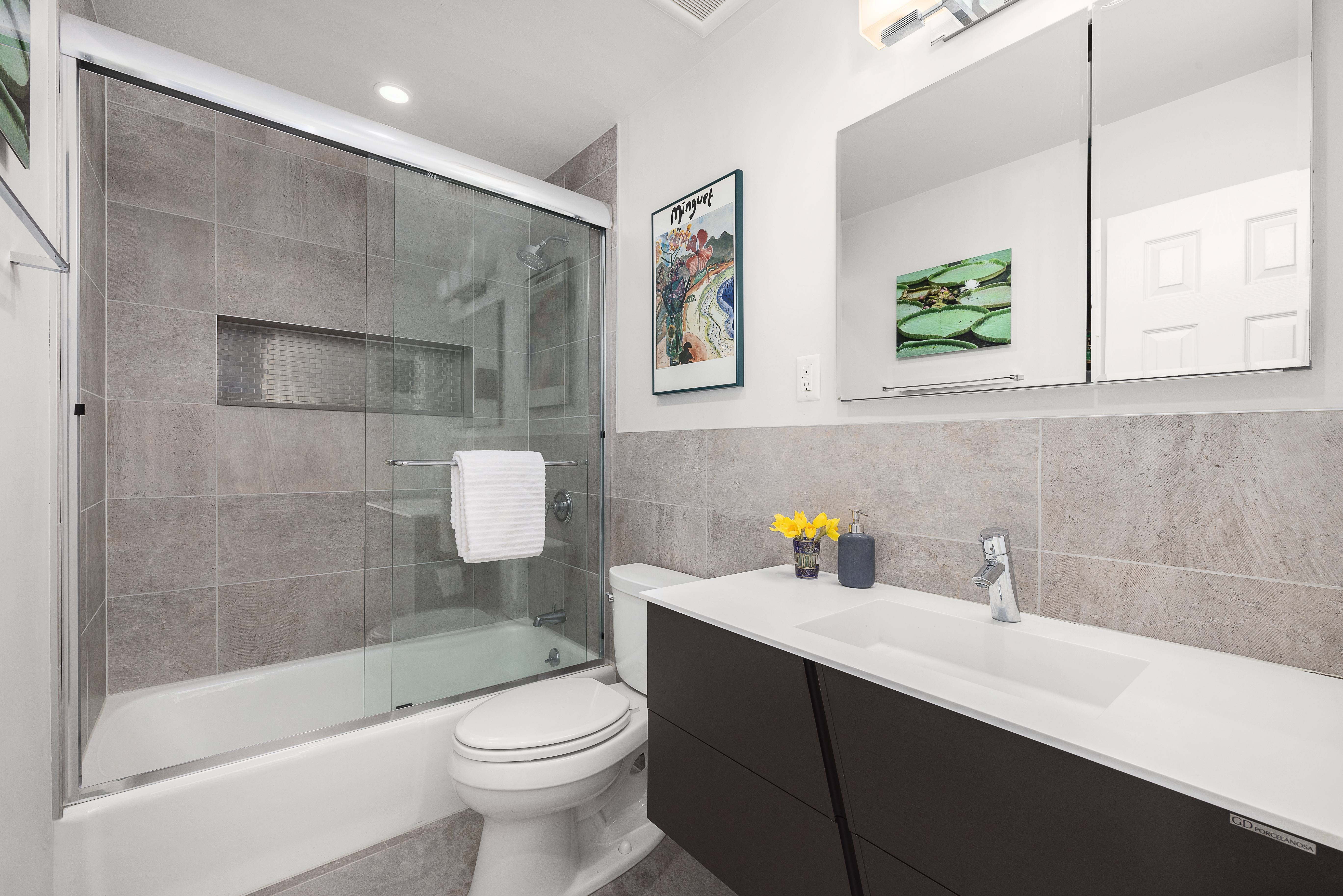 339 Sackett Street, Unit 3 Brooklyn, NY 11231 - Photo 7 of 8 a bathroom with a sink a toilet and shower