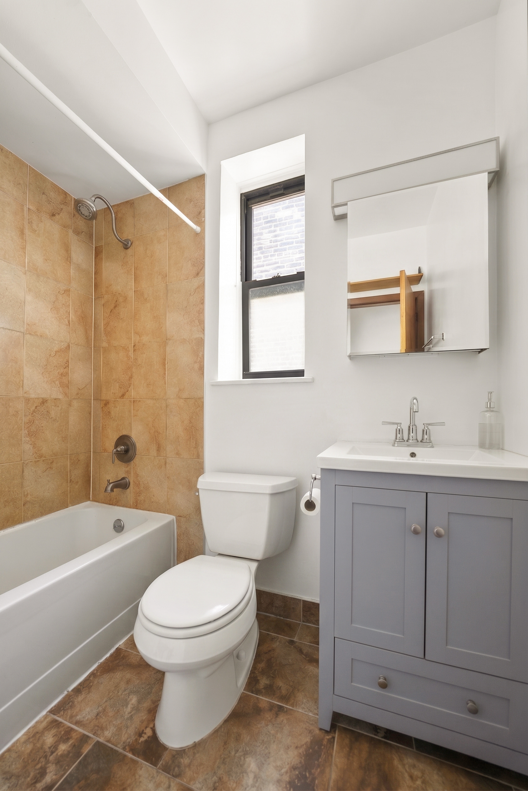 798 President Street, Unit 4R Brooklyn, NY 11215 - Photo 8 of 10