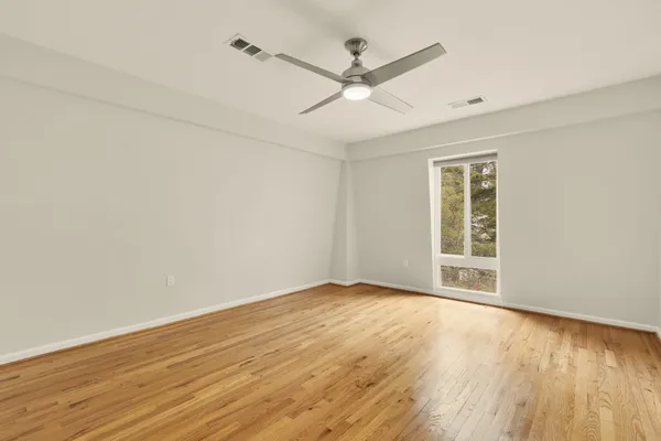 $899,000 | Inverness Ridge Road, Potomac, MD 20854