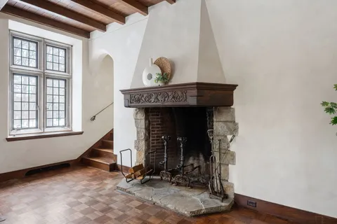 $3,850,000 | Address Upon Request, Hingham, MA 02043