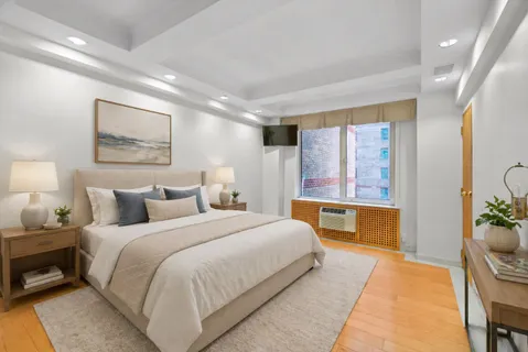 $2,895,000 | 120 Central Park South, Unit 6AB | Central Park South