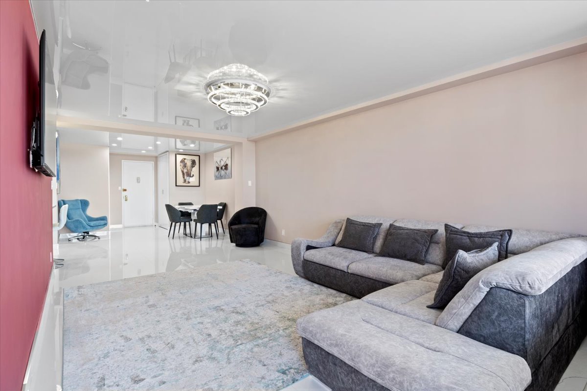 50 Brighton 1st Road, Unit 8N Brooklyn, NY 11235 - Photo 4 of 18