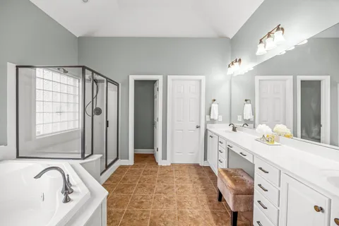 $899,900 | 16532 Flintrock Falls Lane, Charlotte, NC 28278